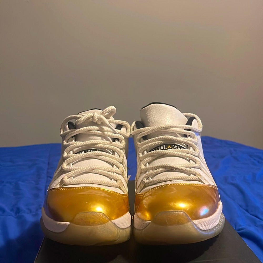 Jordan 11 Retro Low “Closing Ceremony”